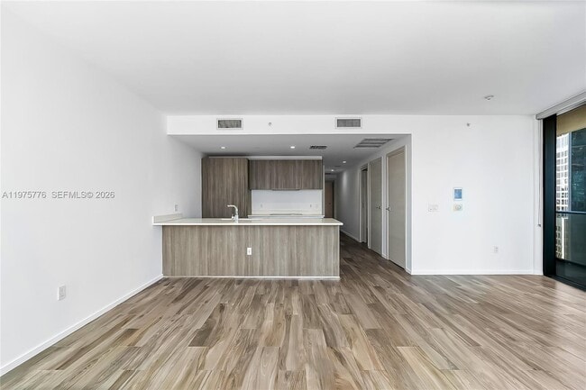 Building Photo - 801 S Miami Ave