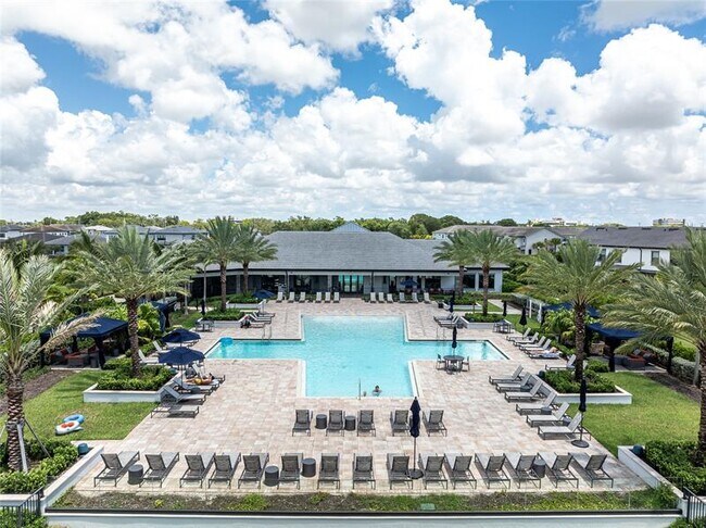 Building Photo - 4470 Gramercy Dr