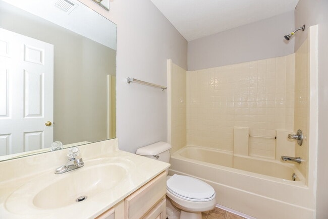 Building Photo - 5525 Craftwood Dr