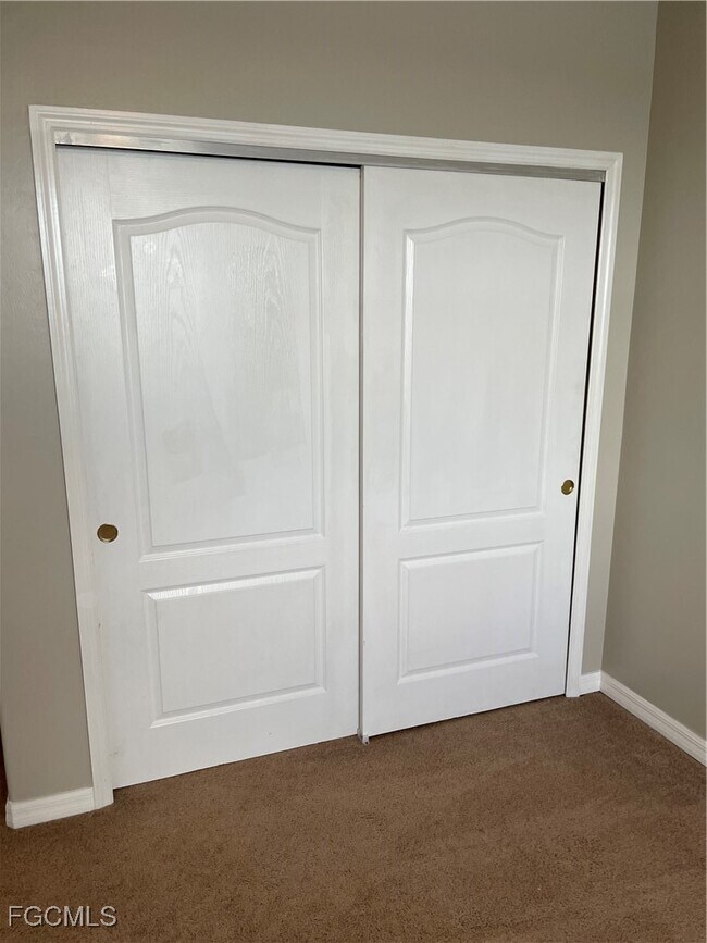 Building Photo - 2533 Deerfield Lake Ct