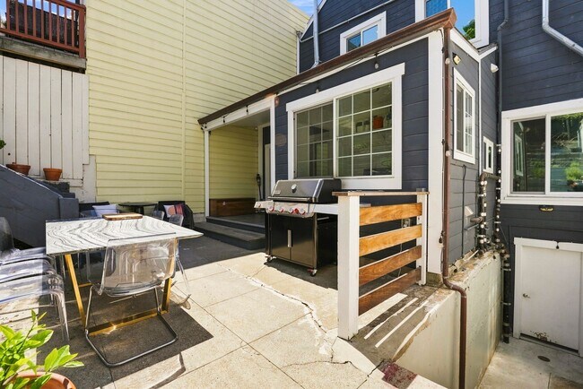 Building Photo - 507 Potrero Ave