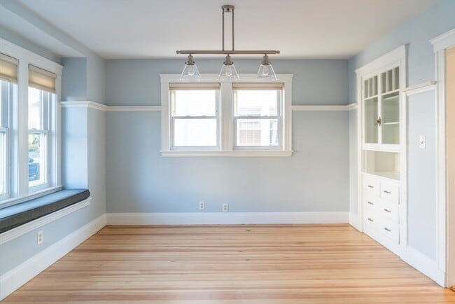 Building Photo - 15 Pembroke St