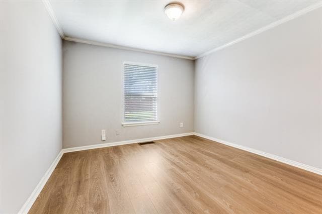 Building Photo - 5016 W Mockingbird Ln