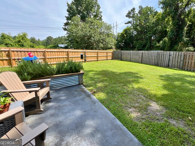 Building Photo - 203 Bent Tree Ct