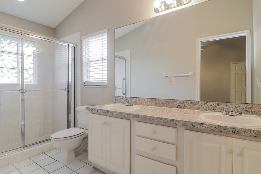 Building Photo - 4511 Wyndcliff Cir