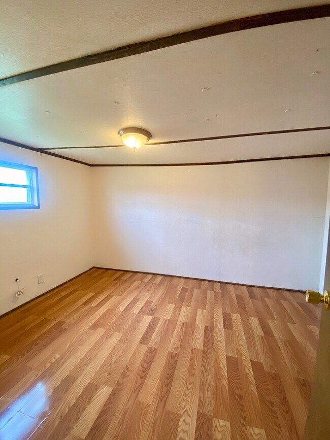 Building Photo - 150 Private Road 1610