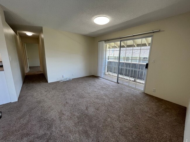 Building Photo - 94-1351 Kulewa Loop #17s
