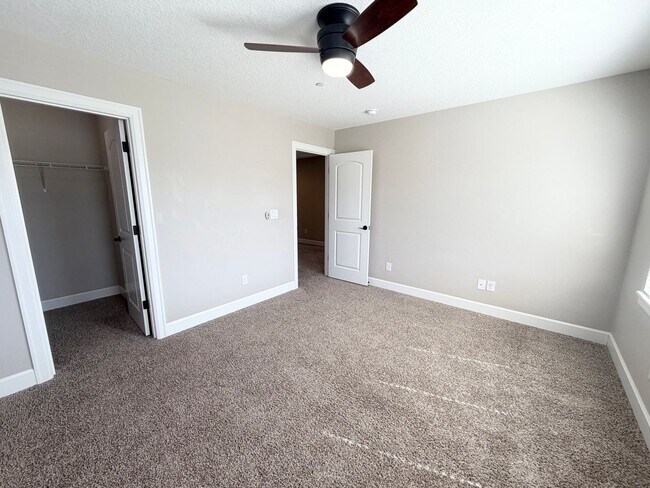Building Photo - Beautiful 5 Bedroom with Den/Office and Large Bonus Room in Bethany Ridge!!!