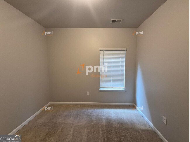 Building Photo - 5051 Pioneer Pkwy