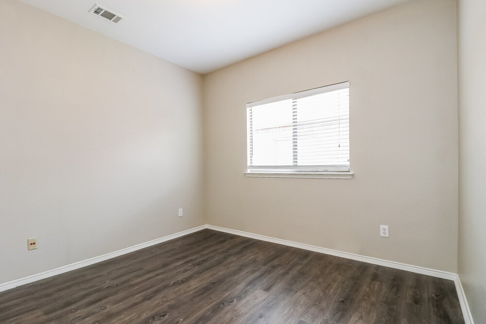 Building Photo - 408 Lead Creek Dr