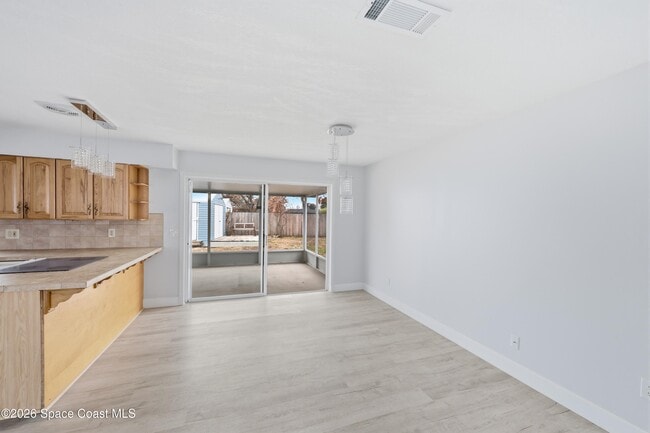 Building Photo - 1715 N Merrimac Dr