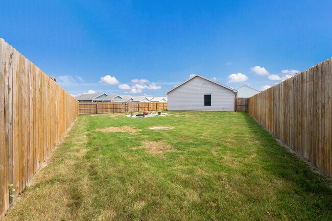 Building Photo - 6402 Magee Run