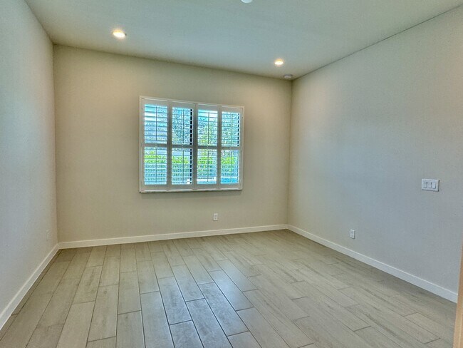 Building Photo - 14716 Kingfisher Lp