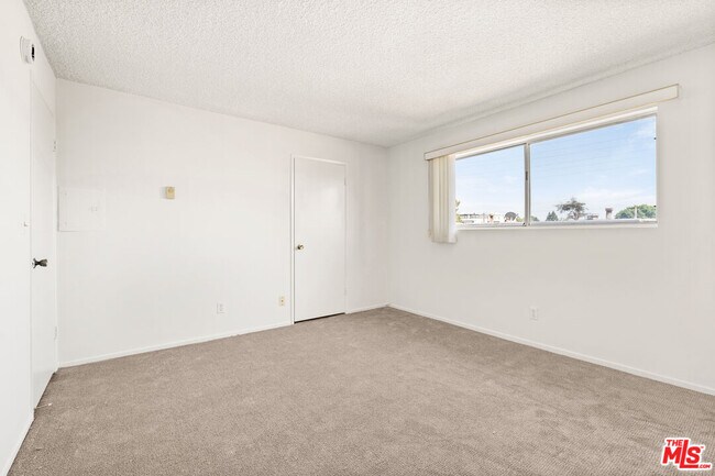 Building Photo - 1457 Butler Ave
