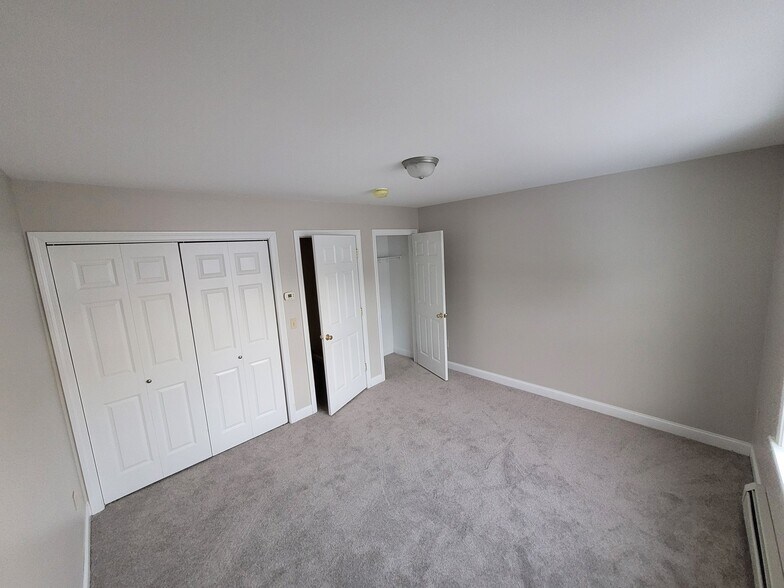 Building Photo - 22 Tourmaline Dr