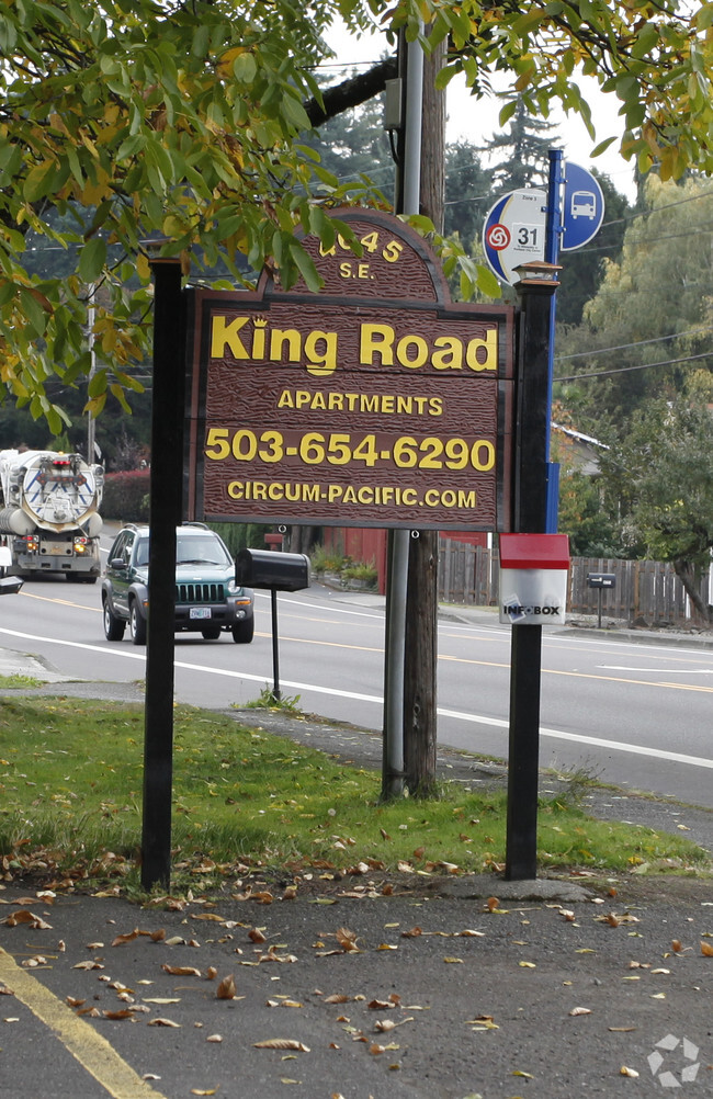 Building Photo - King Road Apartments