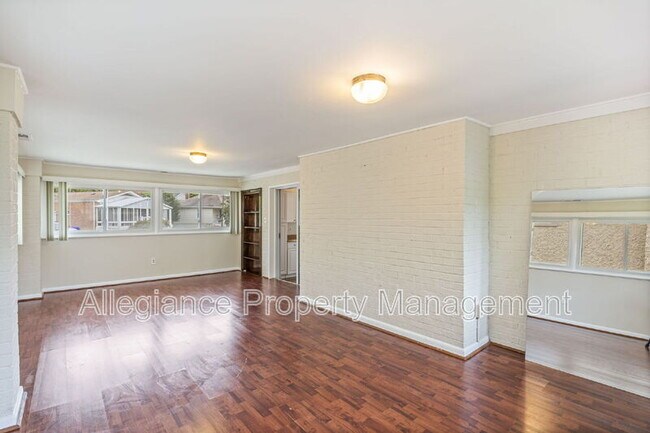 Building Photo - 2311 N Dinwiddie St