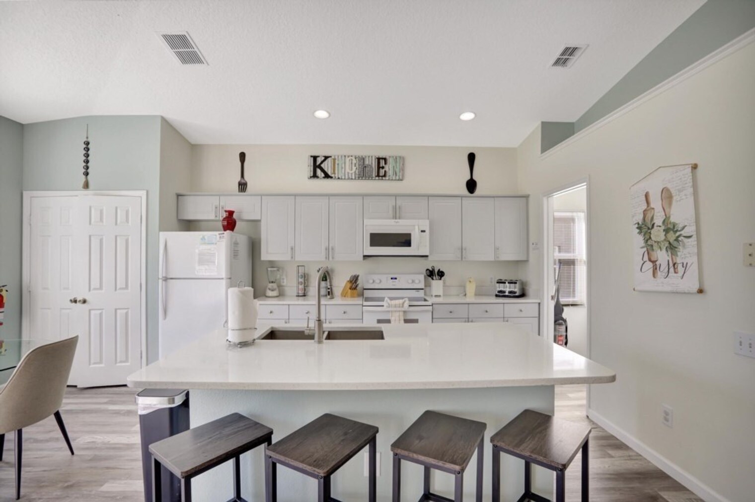 Building Photo - 2227 Wyndham Palms Way