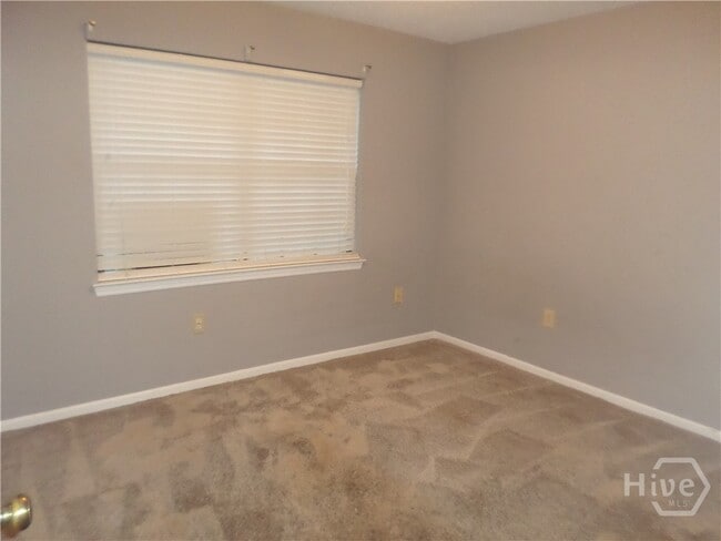 Building Photo - 29 Colony Park Dr