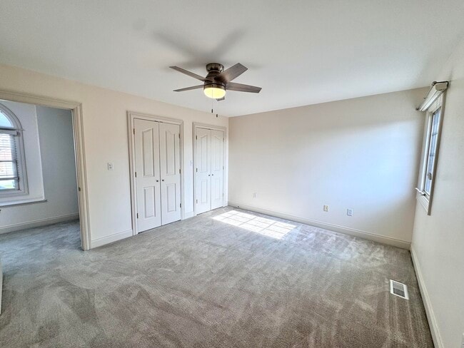 Building Photo - 88 St Annes Ct
