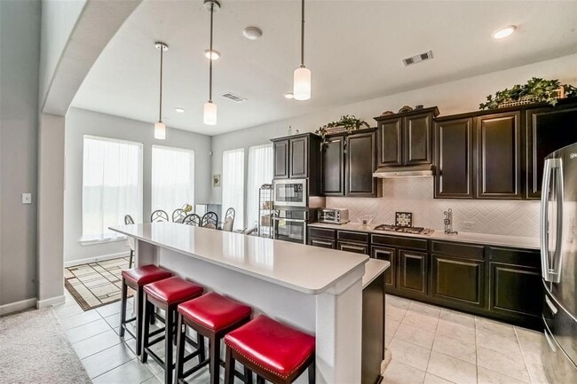 Building Photo - 13915 Foyt Dr