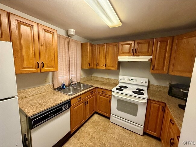Building Photo - 1336 Westcott St