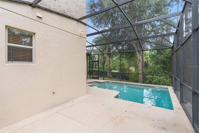 Building Photo - 2900 Banana Palm Dr