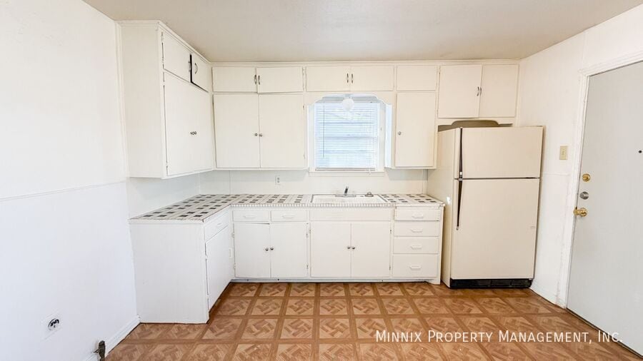 Building Photo - 4010 32nd St