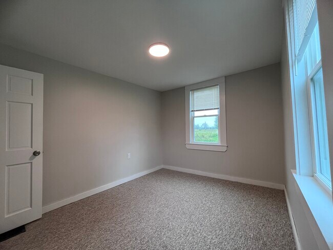 Building Photo - 792 Mudgett Rd