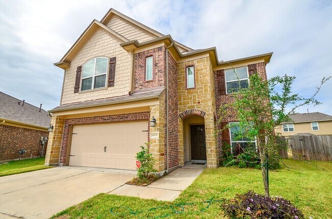 Building Photo - 14935 Vinegrove Falls Ct