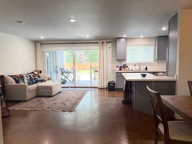Building Photo - Welcome to Your Lakefront Retreat in Clear...