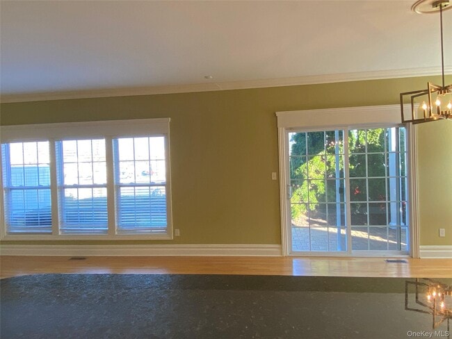 Building Photo - 16 Nicole Ct