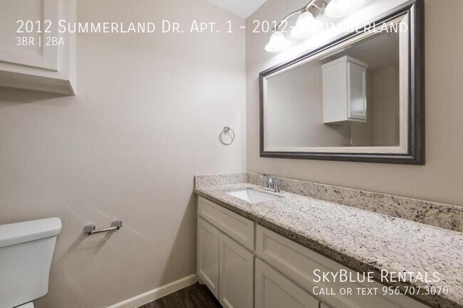 Building Photo - 2012 Summerland Ln