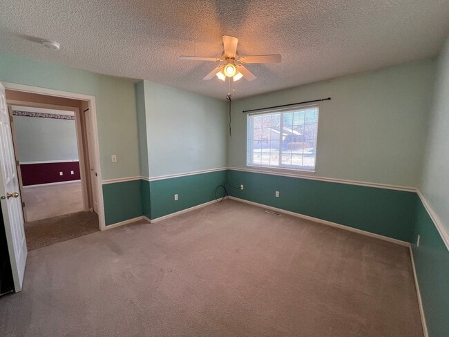 Building Photo - Beautiful 2-bedroom, 2-bathroom Townhome!