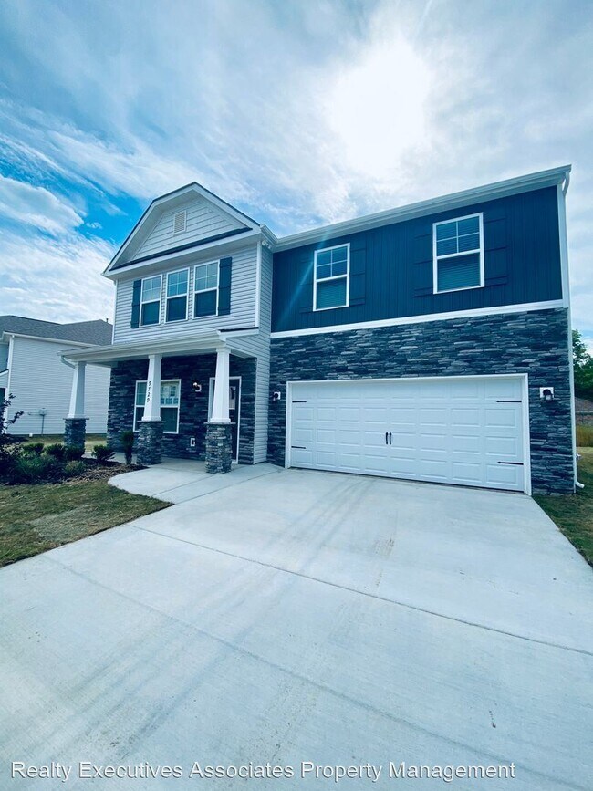 Primary Photo - 4 br, 2.5 bath House - 9729 War Admiral Lane