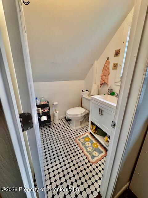 Building Photo - 815 Monroe Ave