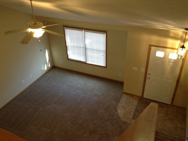 Building Photo - 3894 Snowshoe Ave