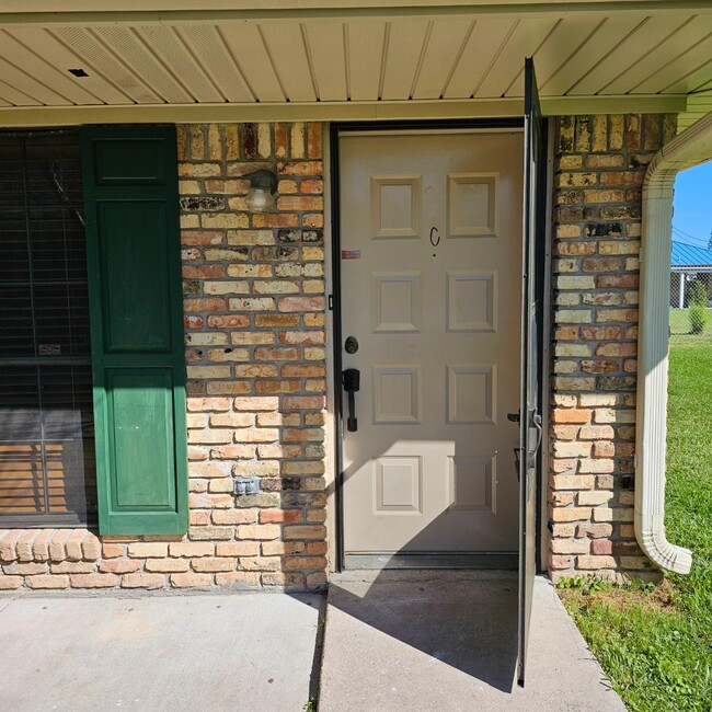 Building Photo - 1013 Talbot Ave