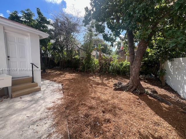 Building Photo - 1262 SW 4th St