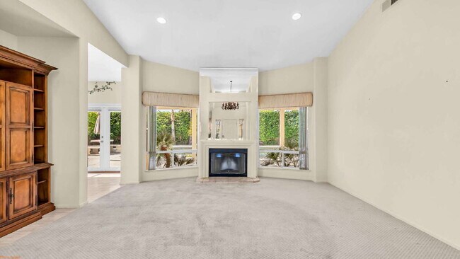Building Photo - Spacious 3-Bedroom Retreat with 2.5 Baths in Palm Desert, Long-Term Rental (one year minimum)