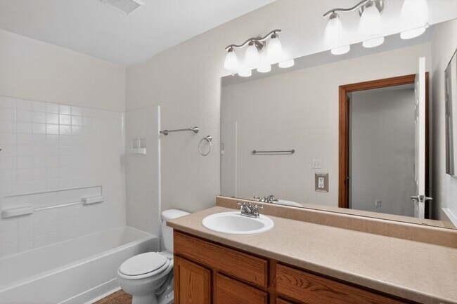 Building Photo - 1226 S Quintero Ct