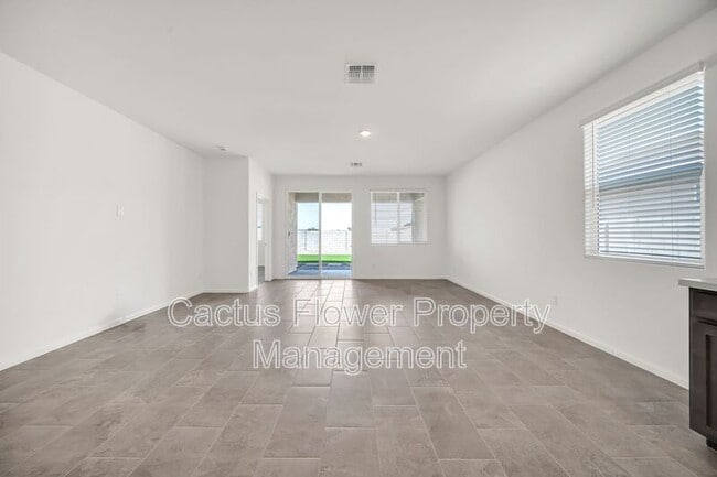 Building Photo - 13244 W Ranch Gate Rd