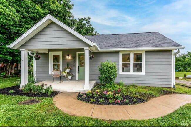 Primary Photo - 2375 S Knightridge Rd