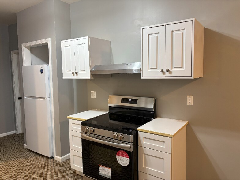 Building Photo - 2582 Oak Bluff Dr