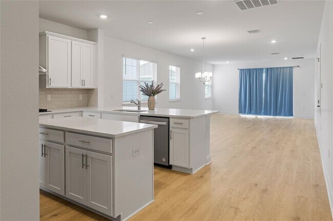 Building Photo - 5121 Blanket Flower St