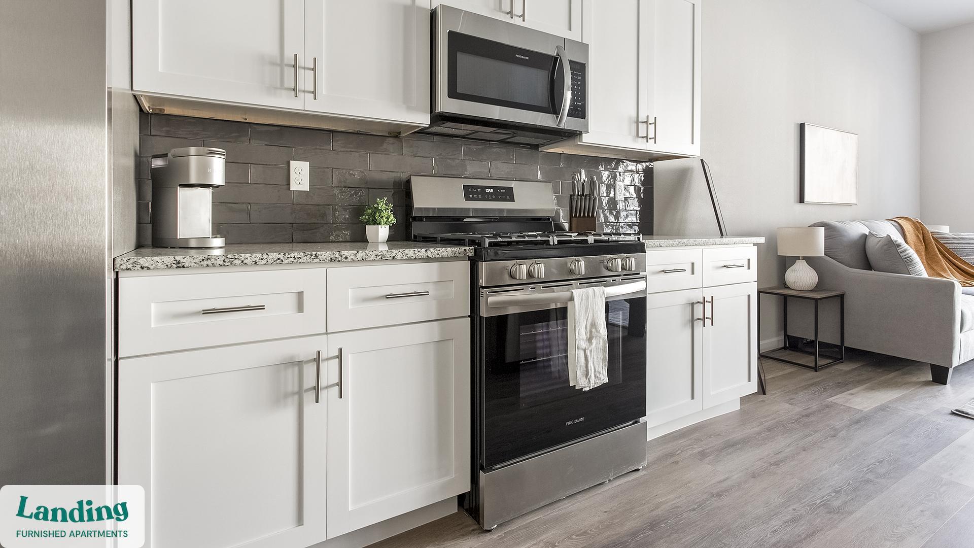 Building Photo - 3401 Redbud Ln