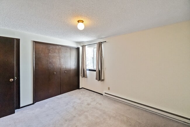 Building Photo - Beautiful Spokane Valley Duplex!!