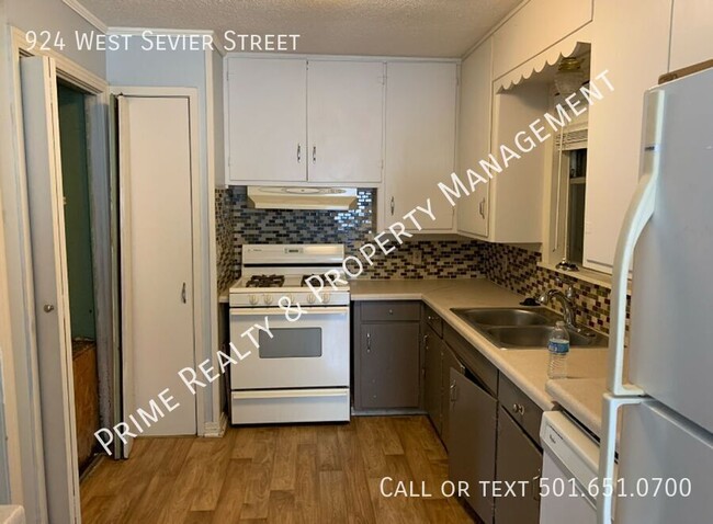Building Photo - 924 W Sevier St