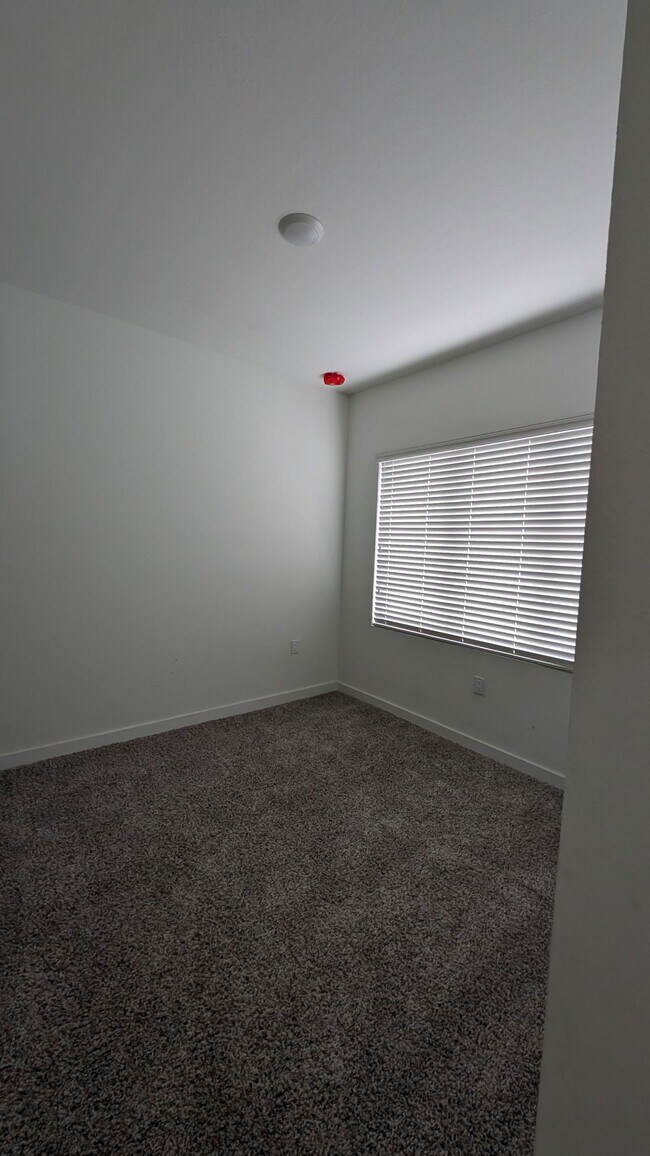 Building Photo - 14559 SW 261 St Ter