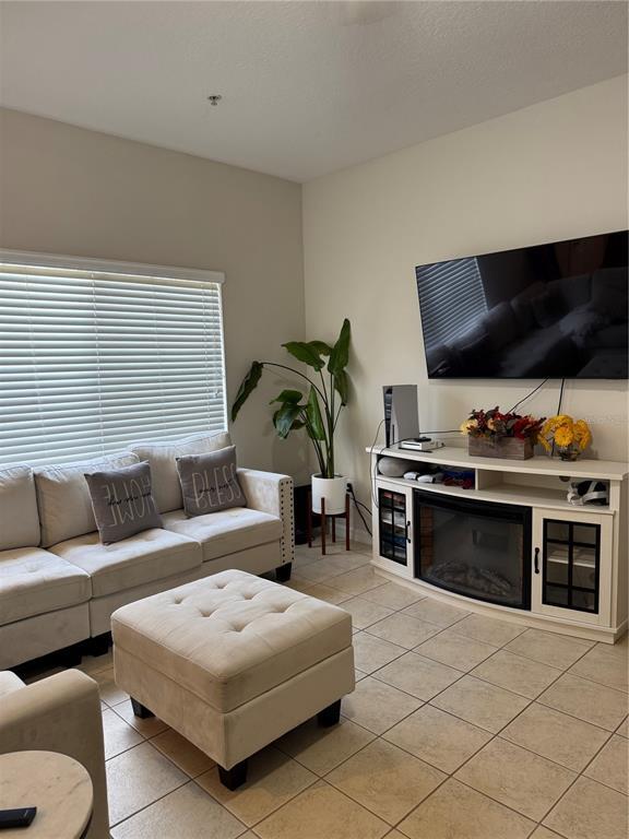 Building Photo - 12993 Coyote Ln
